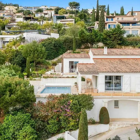 펜션 Sea View Between And Saint-tropez