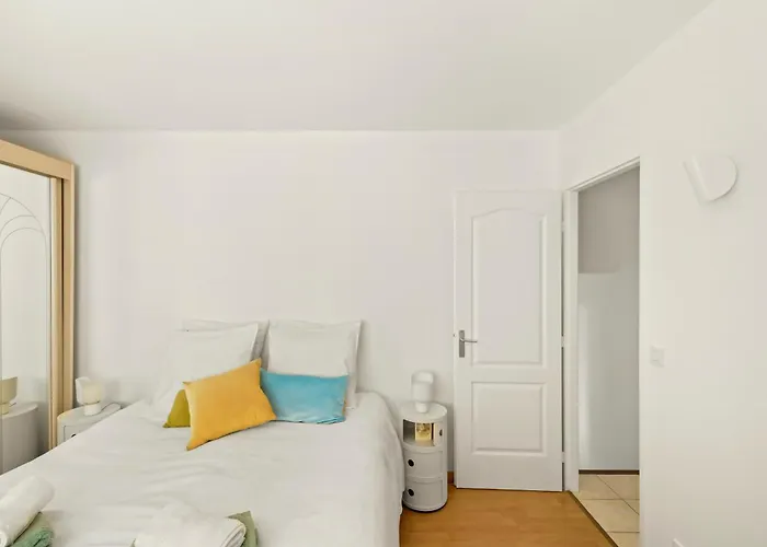 Sea View Between And Saint-tropez Feriehus