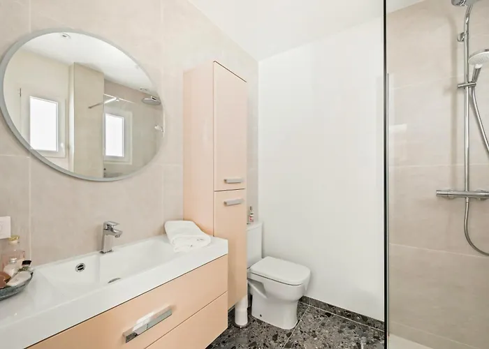 Sea View Between And Saint-tropez *