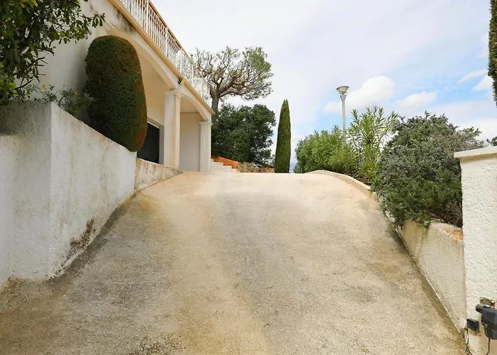 Sea View Between And Saint-tropez *